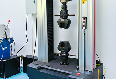 Tensile testing machine
